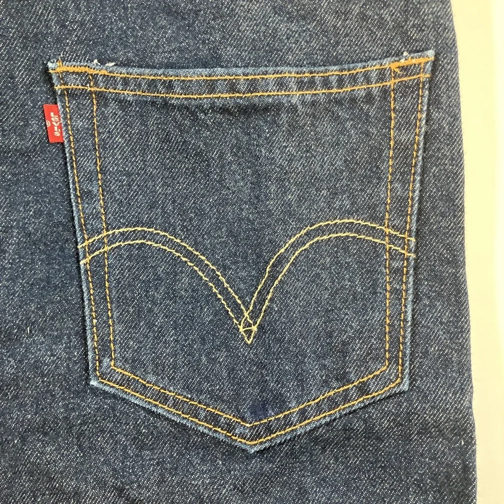 Vintage Levi's 505 Jeans Mens 36x36 Dark Wash Blue Regular Fit Denim Y2K